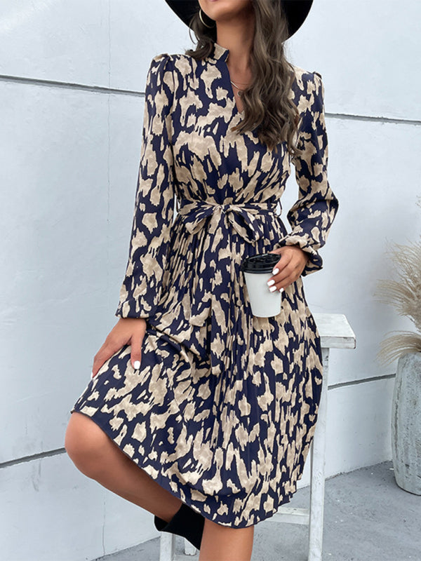 Women's Woven Pleated Print Long Sleeve Dress